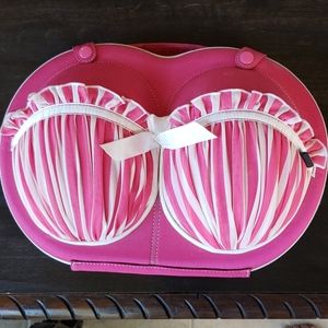 DD+ Bra Storage and Carrier